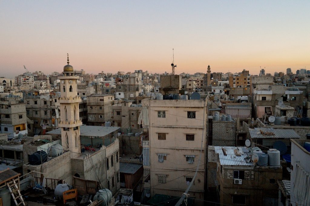 Ciudad de Shatila al atardecer en Beirut